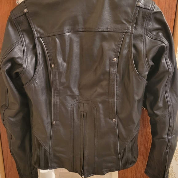 XS Leather motorcycle jacket - Picture 2 of 7